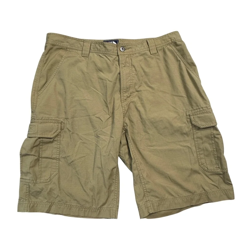 The North Face Mens Cargo Shorts Khaki Cotton Blend Size 36in. Waist Outdoor